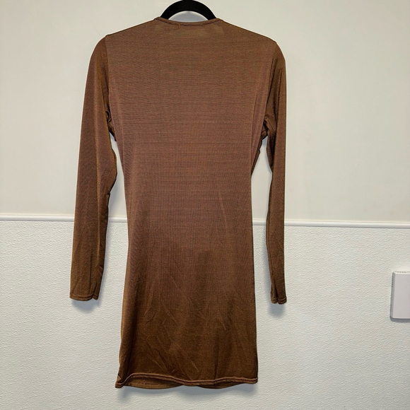 Boohoo Women's dark gold Mini Dress 10 night going out long sleeve plunge neck - Picture 7 of 9